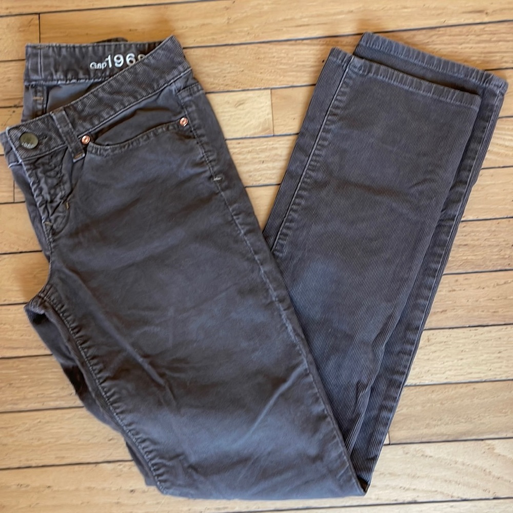 Gap women Real Straight corduroy jeans